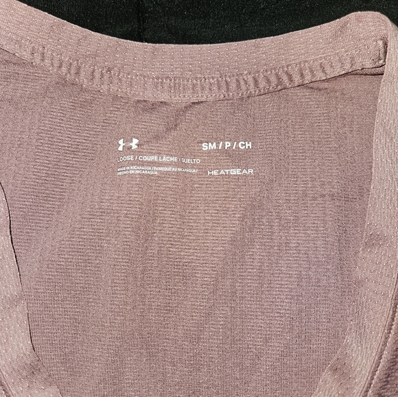 3 Under Armour SS tops - Picture 10 of 10